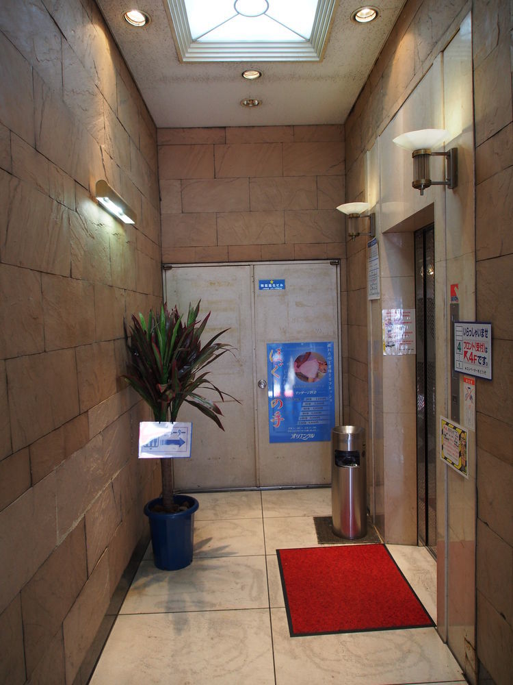 Ueno Station Hostel Oriental 1 Male Only Tokió Kültér fotó